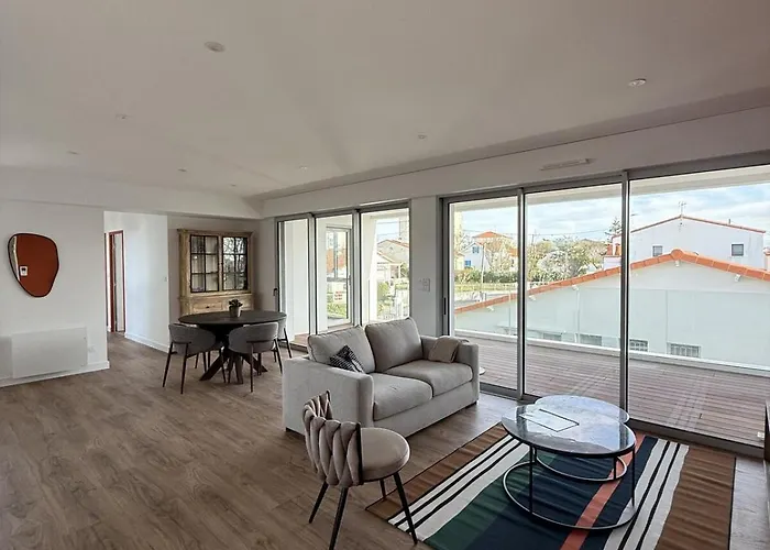 Avec Terrasse - Proche Et Centre Apartment *