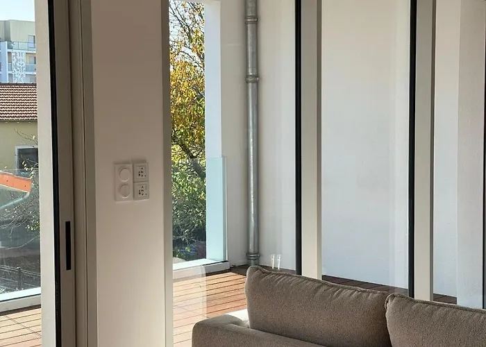 Avec Terrasse - Proche Et Centre *